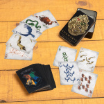 Paladone HOGWARTS SPEELKAARTEN IN BLIK ZWART Paladone HOGWARTS SPEELKAARTEN IN BLIK ZWART