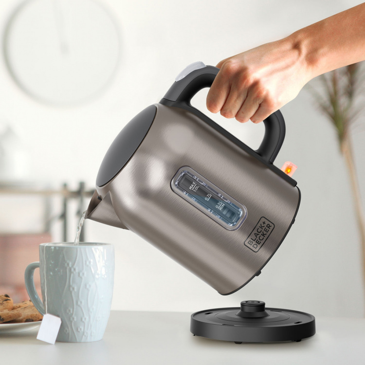 BLACK+DECKER Vattenkokare 1L 2200W Borstat Stål