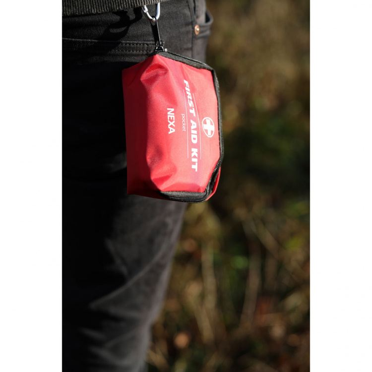 Nexa Första Hjälpen-väska Pocket 13 delar Röd