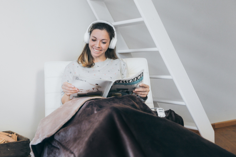 Lenco Bluetooth® spatwaterdichte hoofdtelefoon Wit