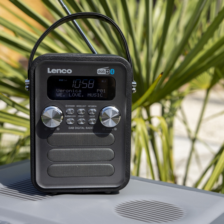 Lenco Draagbare DAB+ FM-radio met Bluetooth® en AUX-ingang, oplaadbare batterij Zwart