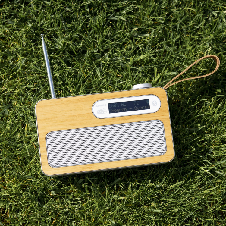 Lenco Draagbare DAB+/ FM-radio met Bluetooth® Bamboo Wit