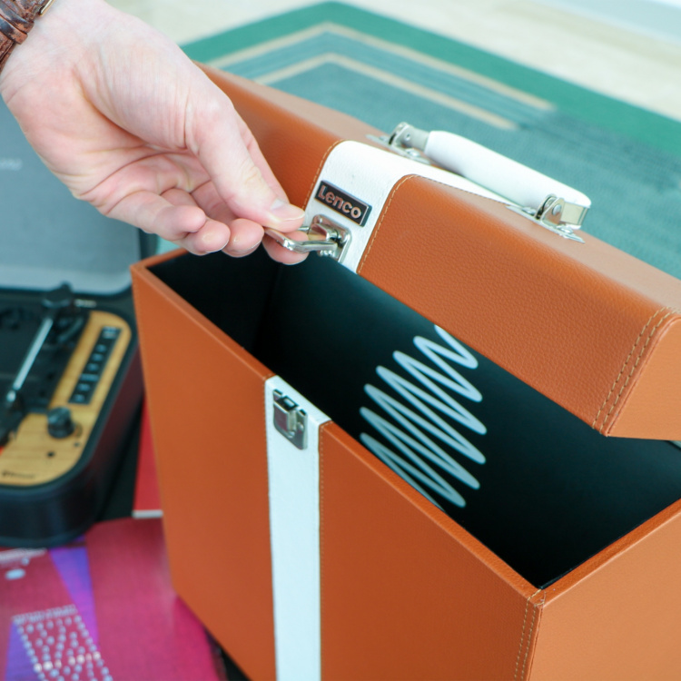 Lenco Draagtas voor max. 30 platen Bruin / Wit Lenco Draagtas voor max. 30 platen Bruin / Wit