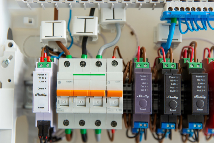 Shelly Pro 3EM DIN-rail energiemeter, driefasig