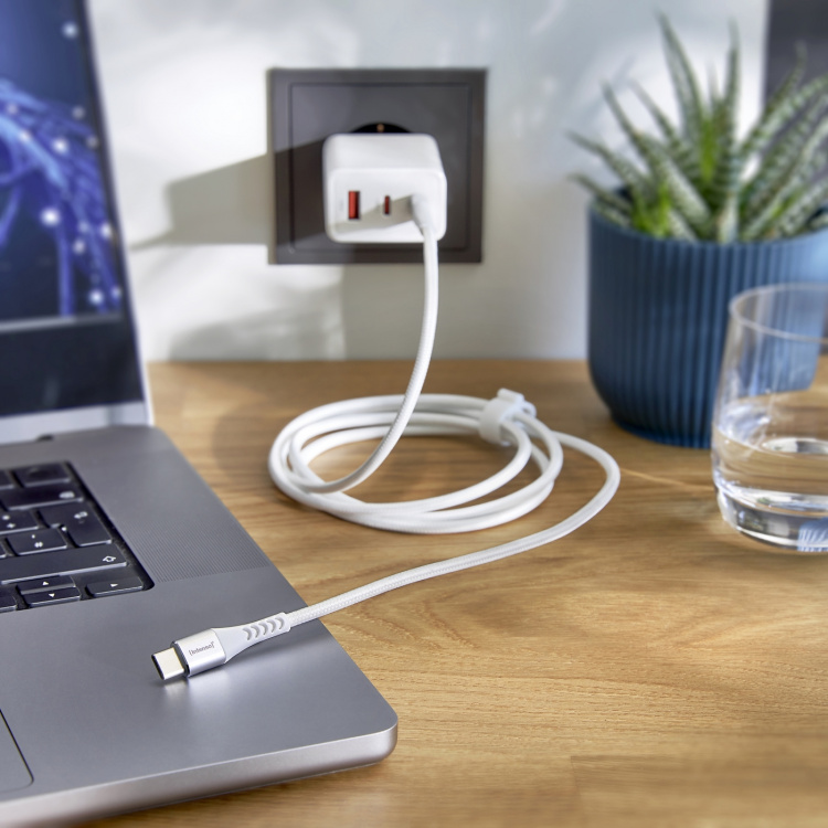 Intenso Charging + Data Cable C315C Intenso
