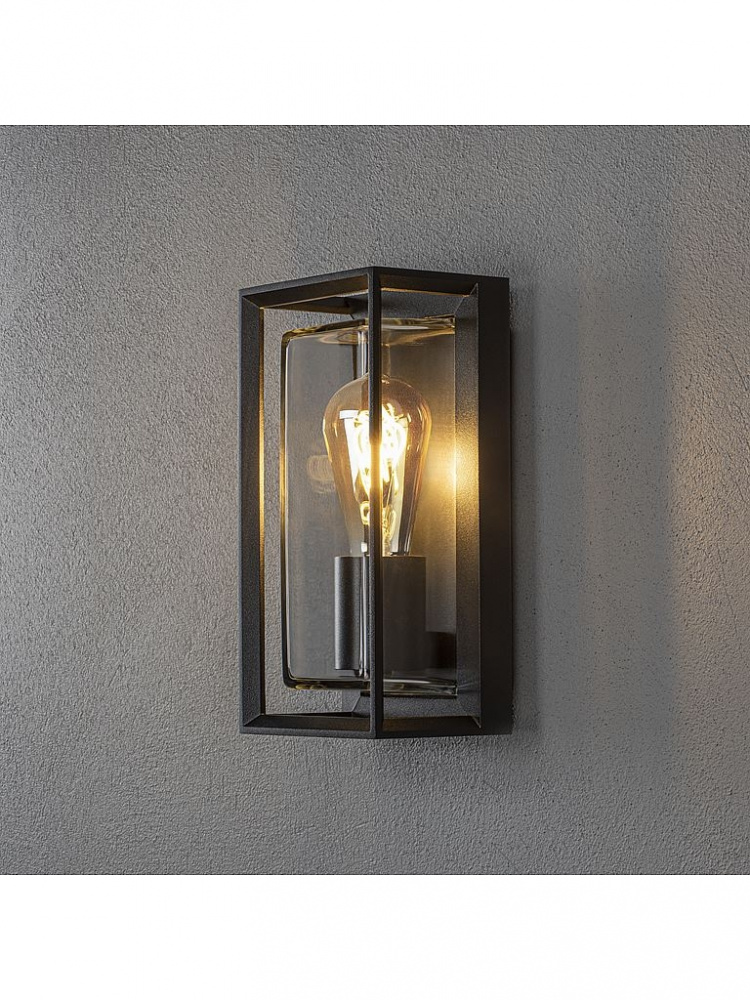 Konstsmide Vägglampa Brindisi sensor E27 sv. Konstsmide